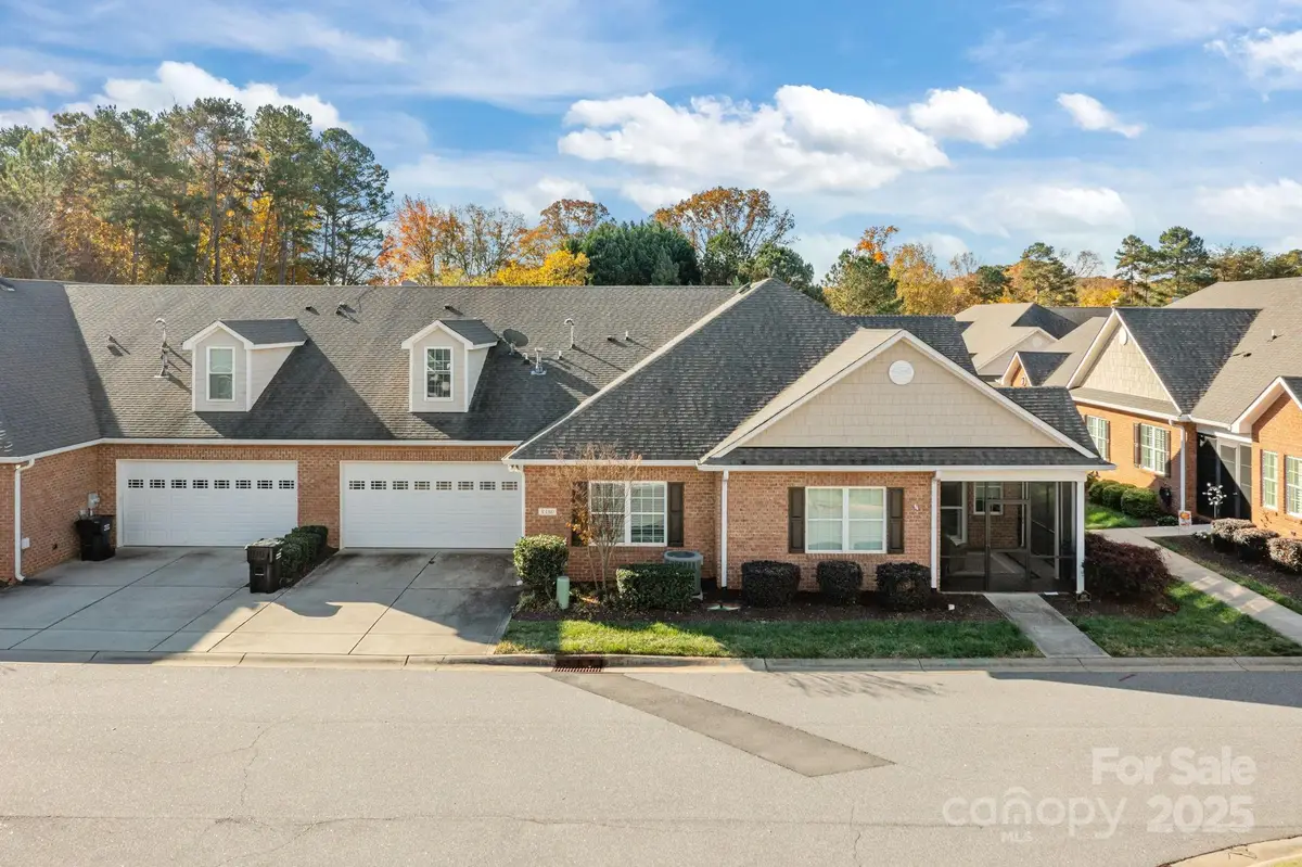 8380 Glacier Drive, Denver, NC 28037 - Image #1