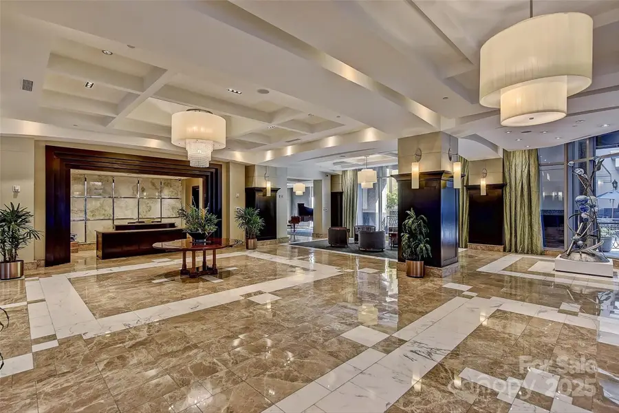 230 S Tryon Street #307, Charlotte, NC 28202 - Image #3