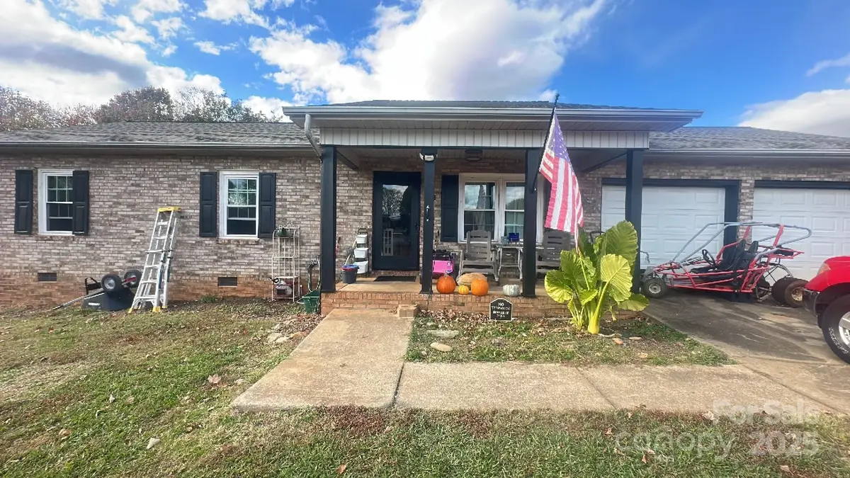 2045 Adare Court, Newton, NC 28658 - Image #1