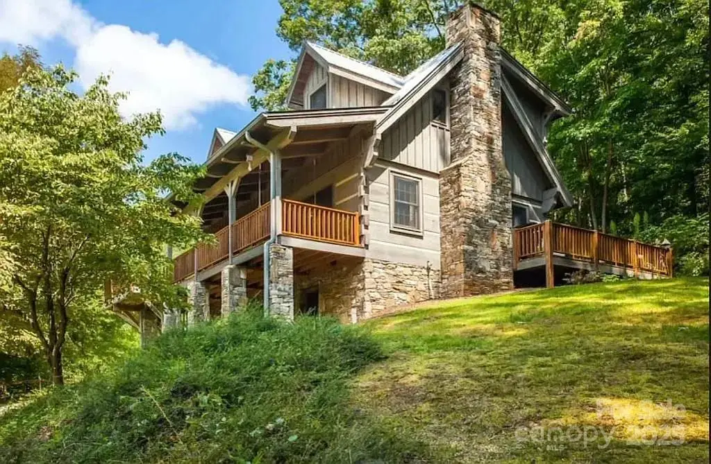 113 Mountain Cove Road, Waynesville, NC 28786 - Image #1