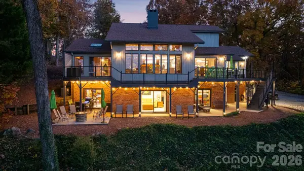 598 Mountain Shore Drive, Denton, NC 27239