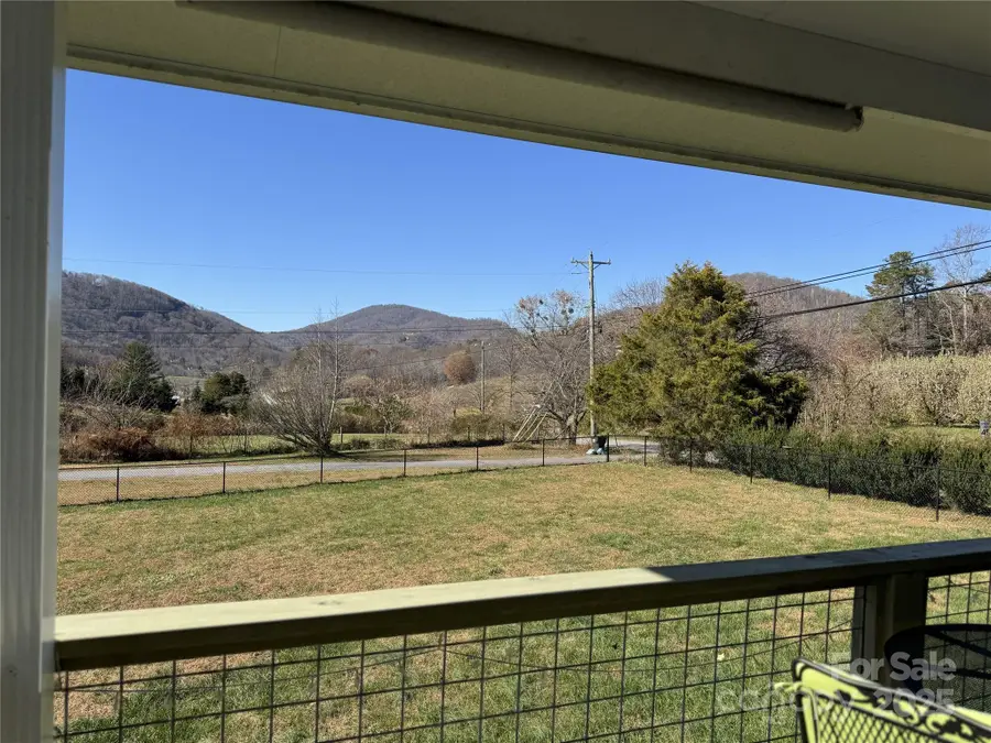 18 Trillium Meadows Lane, Hendersonville, NC 28792 - Image #2