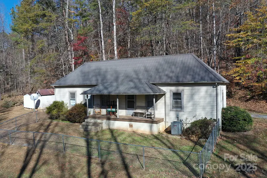 478 Foxwood Drive, Marion, NC 28752 - Image #3