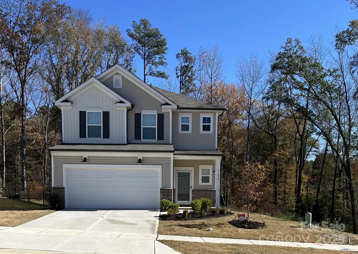 11004 Wickenden Way, Charlotte, NC 28214 - Image #1