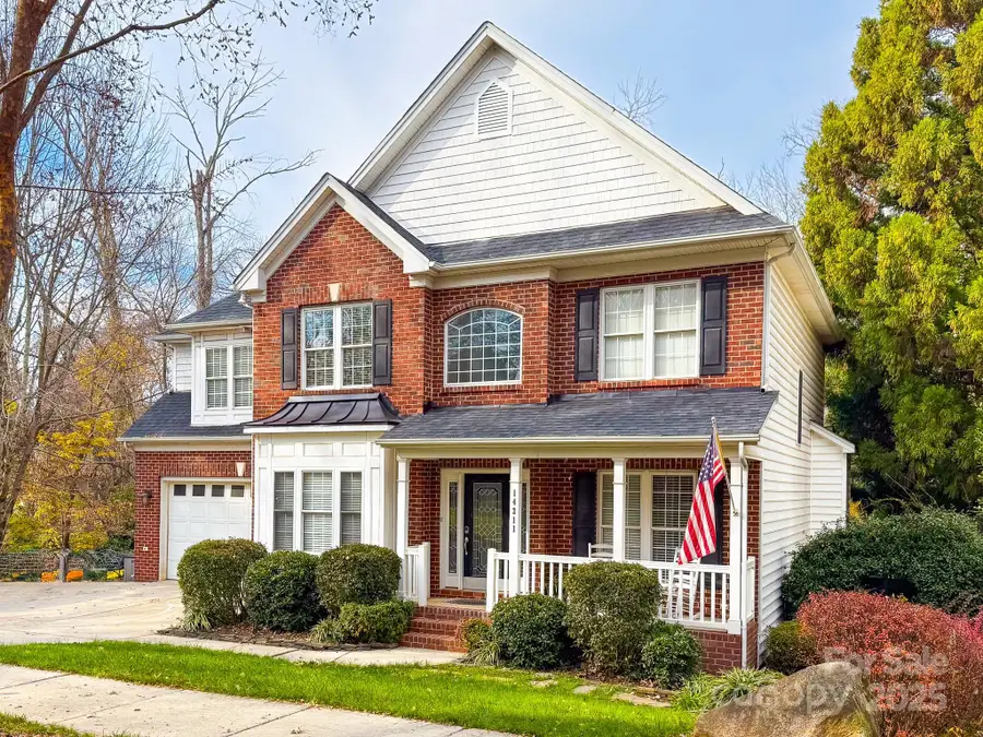 14211 Harvington Drive, Huntersville, NC 28078 - Image #2