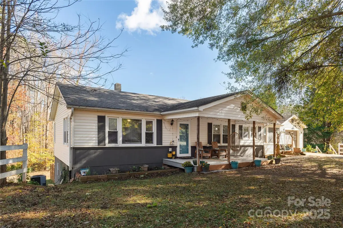 21 Walker Street Extension, Columbus, NC 28722 - Image #1