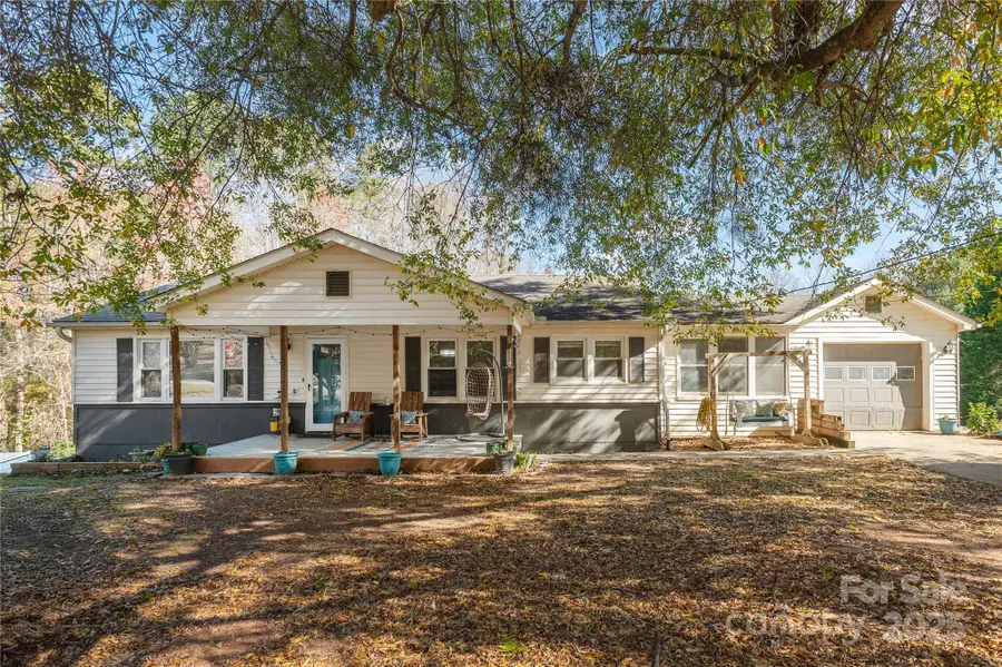 21 Walker Street Extension, Columbus, NC 28722 - Image #2