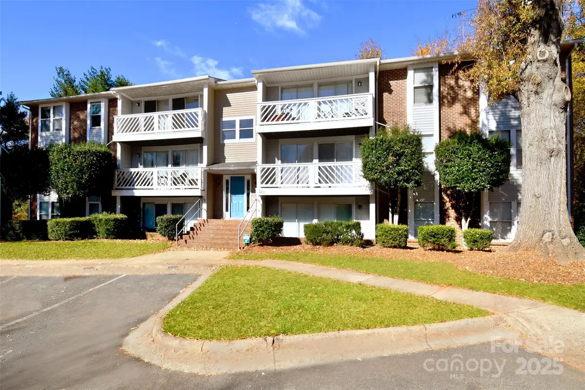 9401 Old Concord Road #B, Charlotte, NC 28213 - Image #1