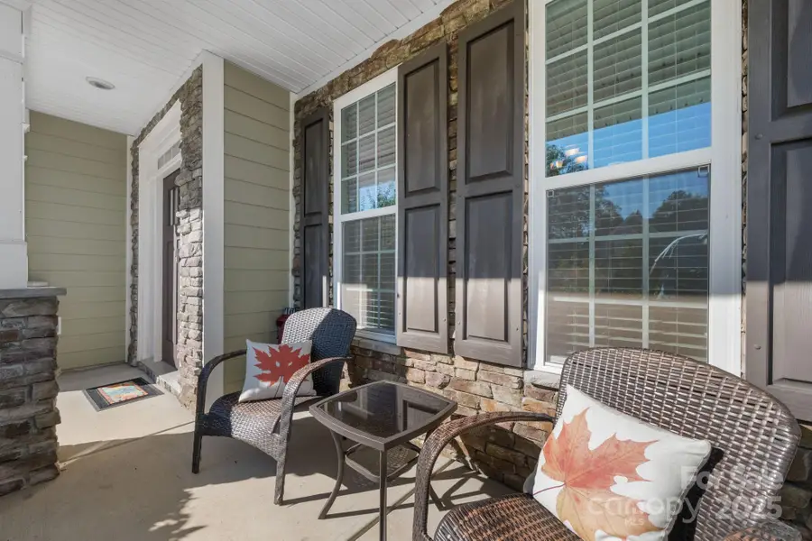 3976 Lake Breeze Drive, Sherrills Ford, NC 28673 - Image #3