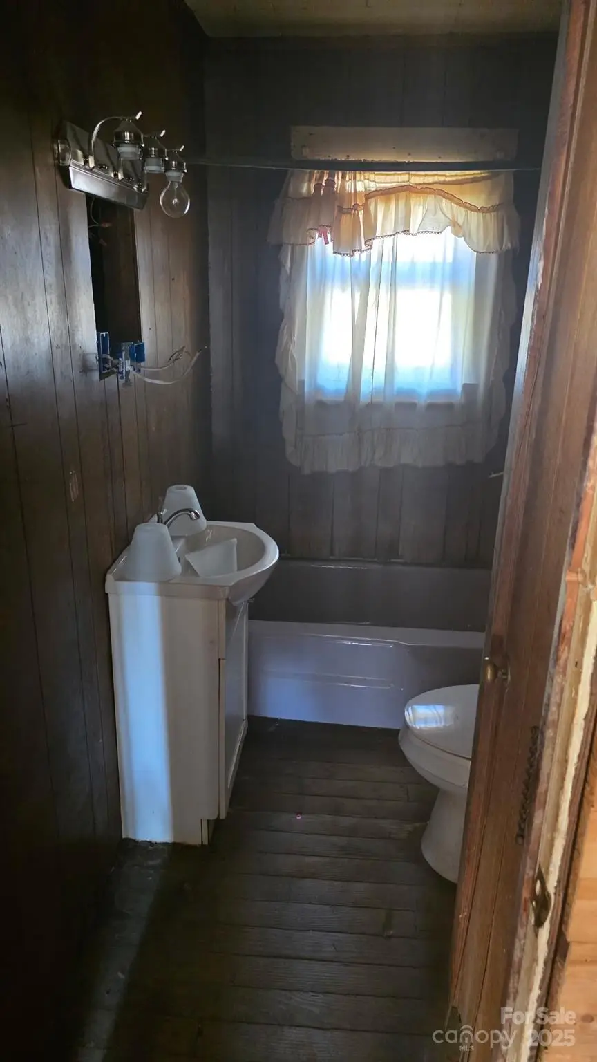 617 Hames Ridge Road, Mooresboro, NC 28114 - Image #2