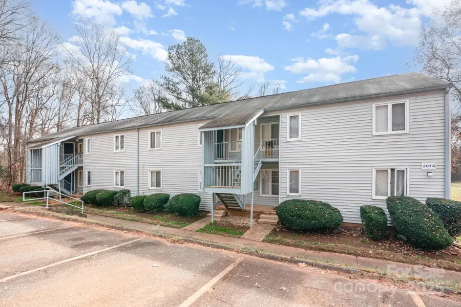2014 Countrymens Court, Charlotte, NC 28210 - Image #2