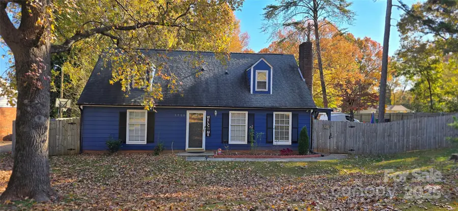 3500 Spring Terrace Lane, Charlotte, NC 28269 - Image #2