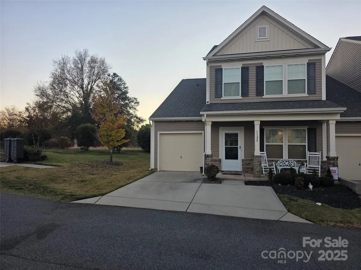 112A Davenport Drive, Statesville, NC 28677 - Image #1