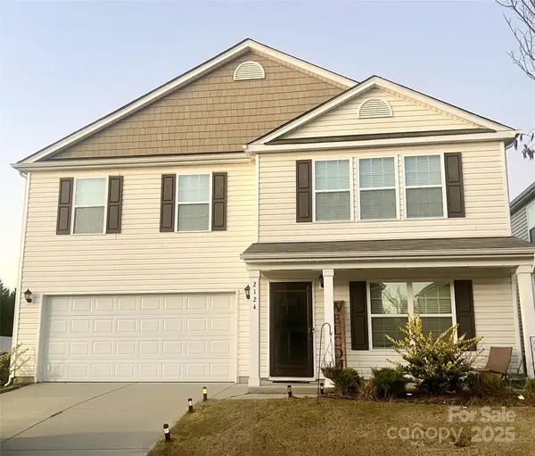 2124 Eastway Drive, Dallas, NC 28034