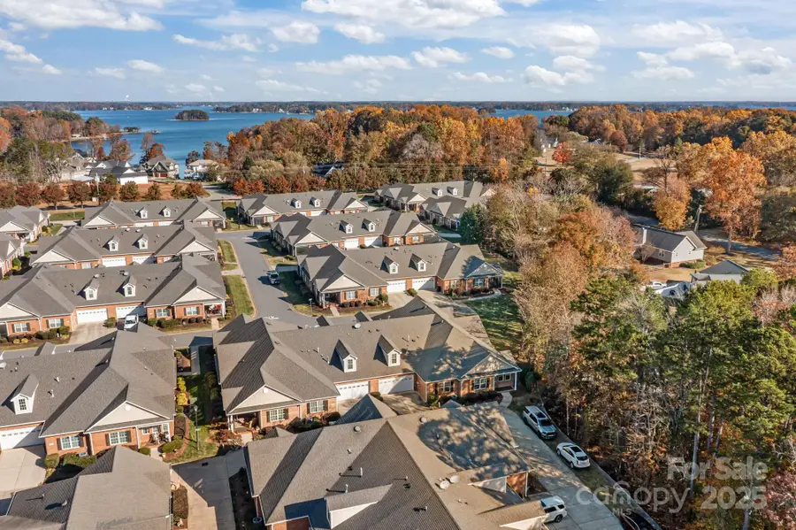 8657 Sonata Court, Denver, NC 28037 - Image #2