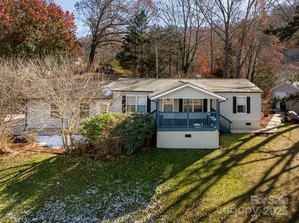 55 Morgan Road, Weaverville, NC 28787