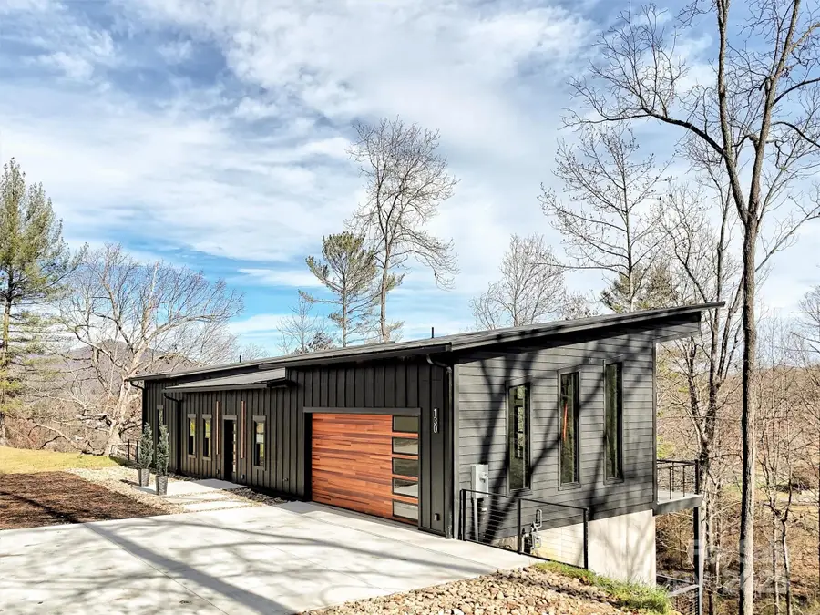 130 Midway Crossing Drive, Clyde, NC 28721 - Image #3