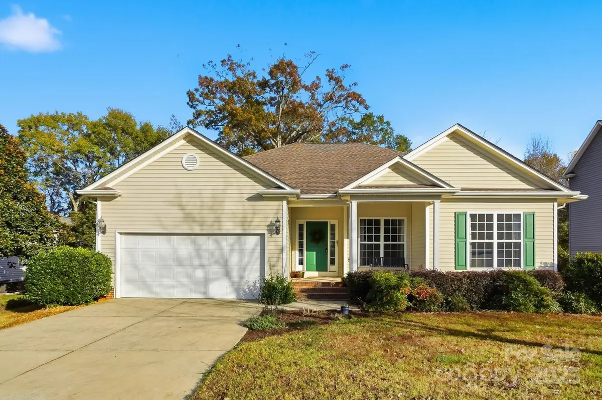 912 Gold Finch Circle, Fort Mill, SC 29715 - Image #1