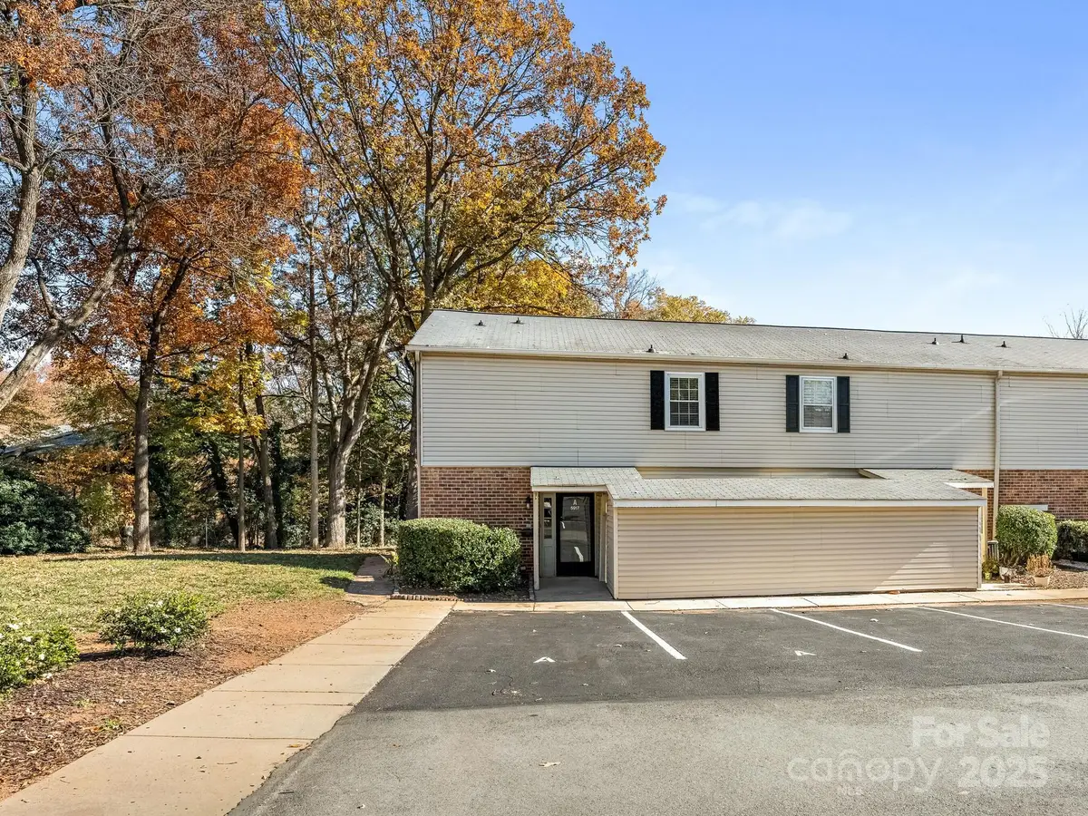 5917 Quail Hollow Road #A, Charlotte, NC 28210 - Image #1