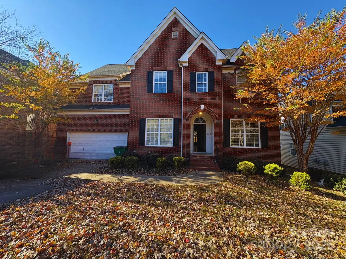 3214 Grandeur Road, Charlotte, NC 28269 - Image #1