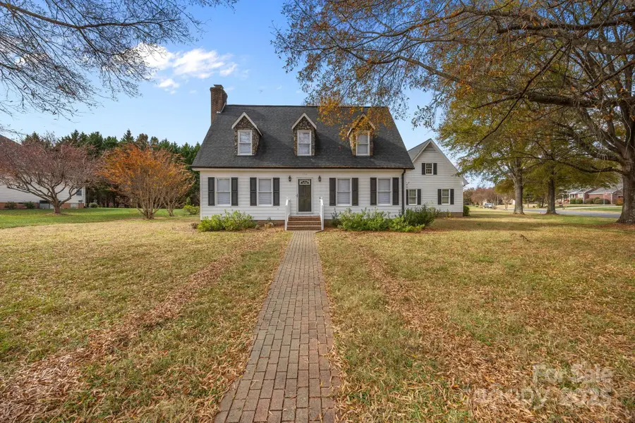 103 Hampshire Court, Salisbury, NC 28144 - Image #2