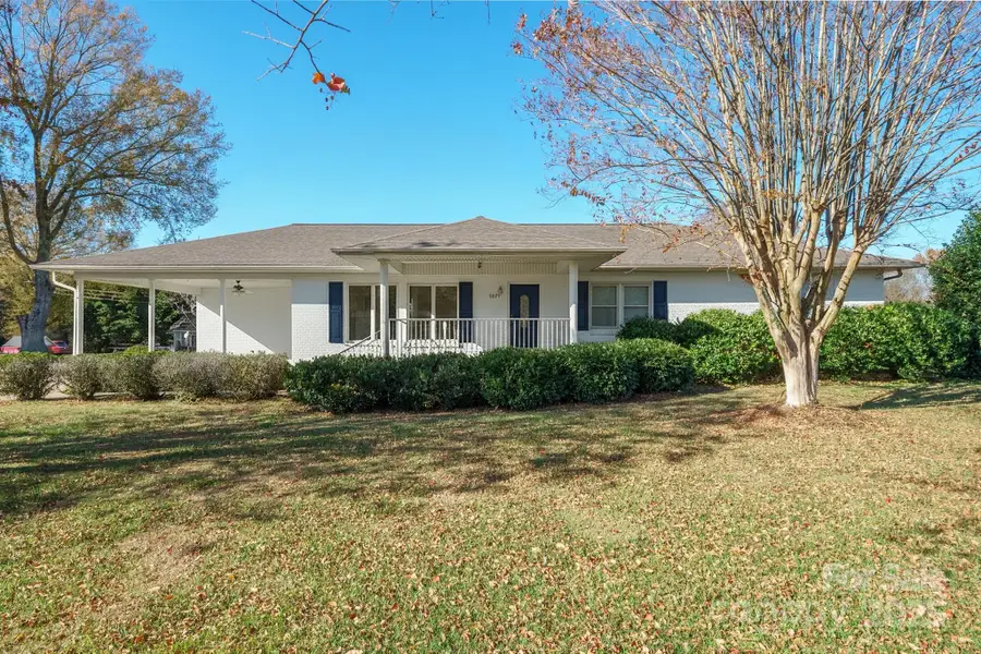 484 Stutts Road, Mooresville, NC 28117 - Image #2