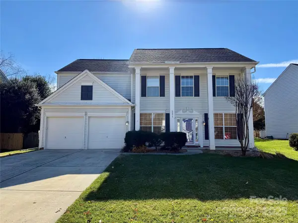 5571 Cambridge Bay Drive, Charlotte, NC 28269