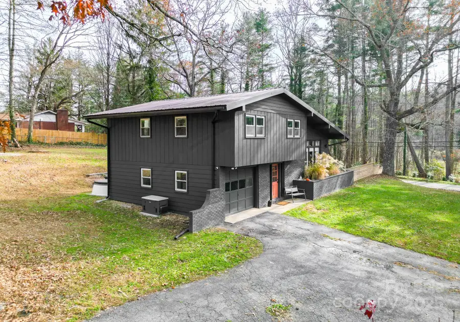 98 Brightwater Heights Drive, Hendersonville, NC 28791 - Image #2