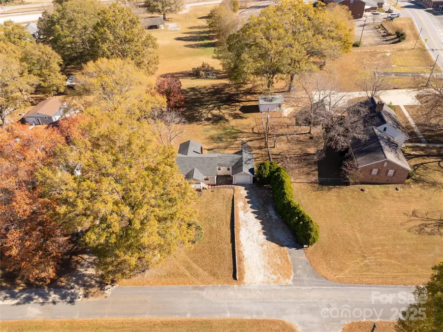 2429 Bartlett Street, Lancaster, SC 29720 - Image #2