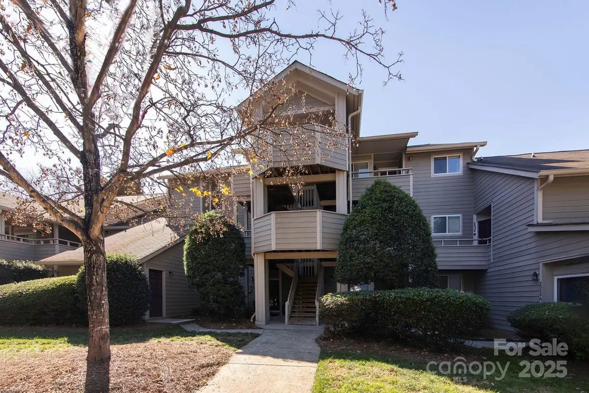 2536 Stradbrook Drive #B, Charlotte, NC 28210 - Image #1