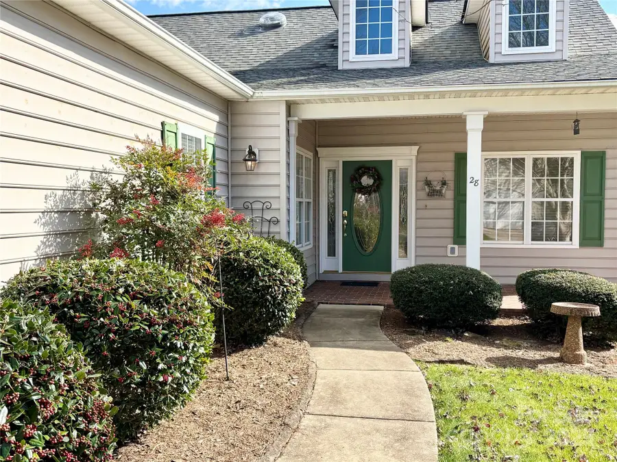 28 Canterbury Trace, Brevard, NC 28712 - Image #2