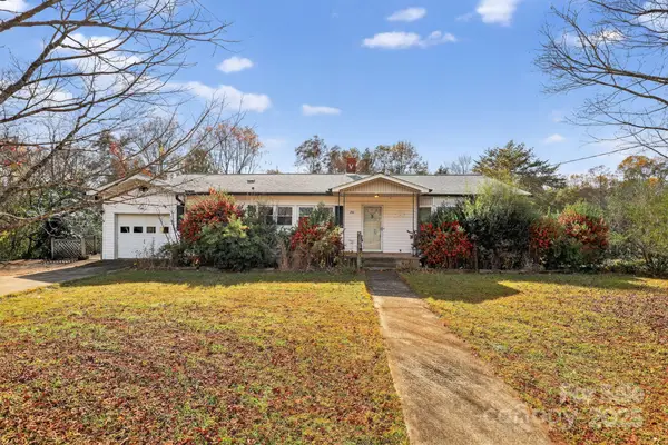 396 S Peak Street, Columbus, NC 28722