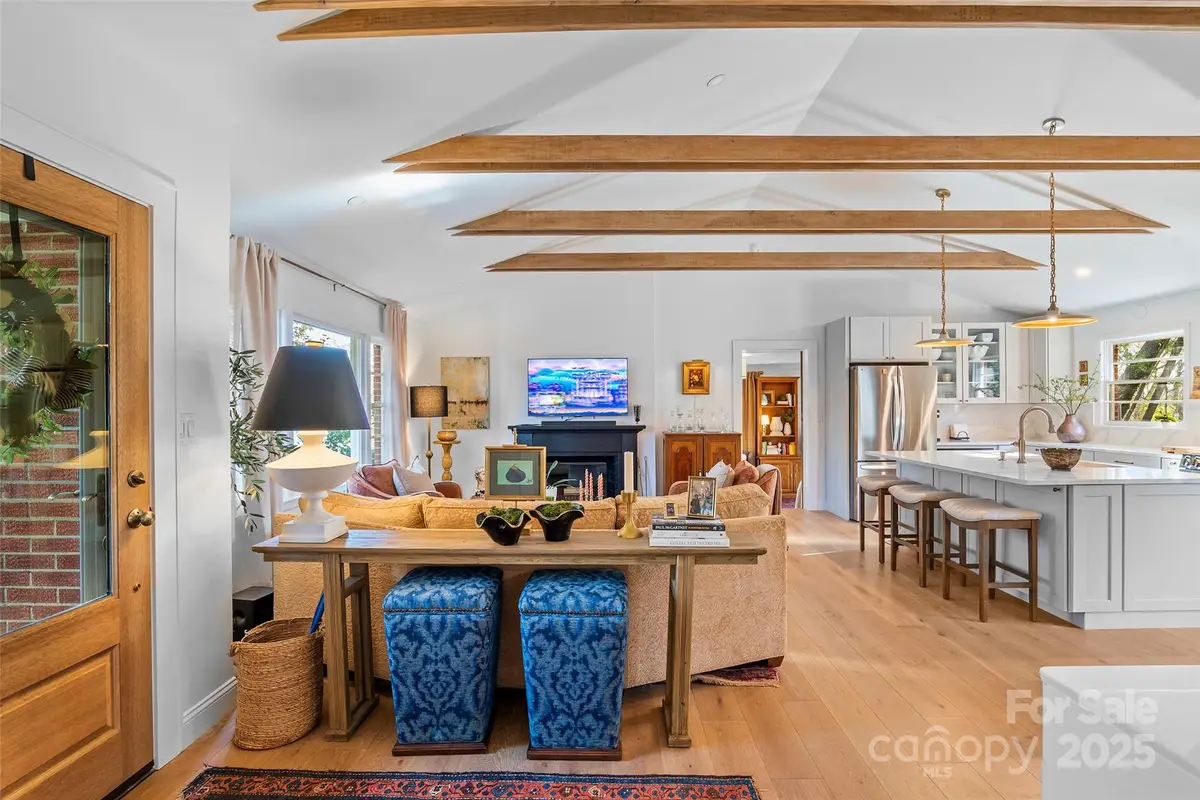 112 Pearson Drive, Asheville, NC 28801 - Image #1