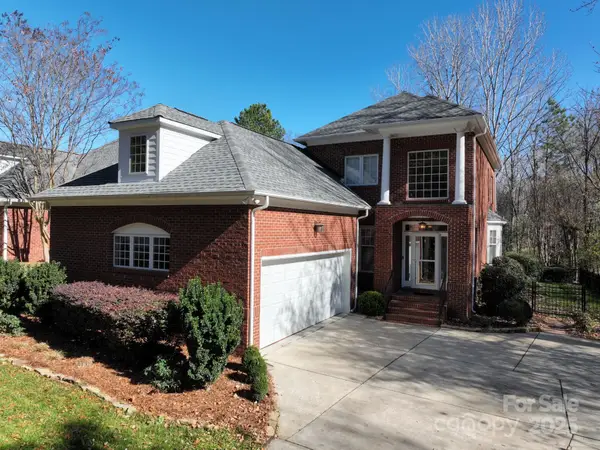 16018 Stonemont Road, Huntersville, NC 28078