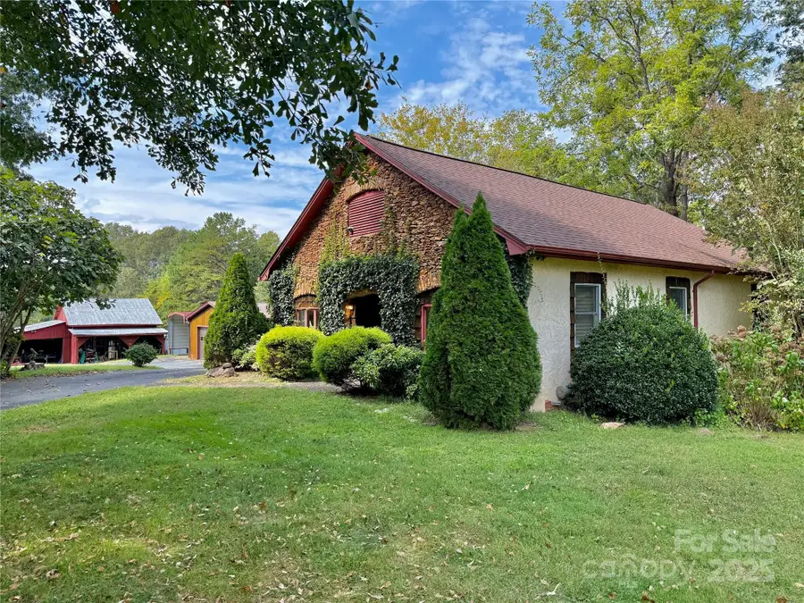 1606 Main Street E, Valdese, NC 28690 - Image #2