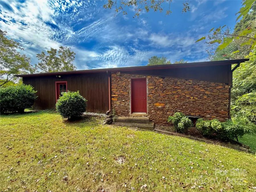 1606 Main Street E, Valdese, NC 28690 - Image #3