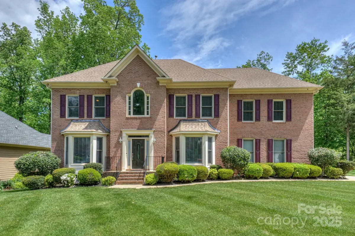 3119 Castlemaine Drive, Charlotte, NC 28269 - Image #1
