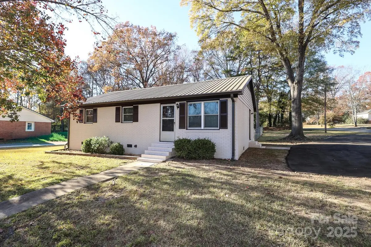 300 Grover Moore Place, Indian Trail, NC 28079 - Image #1