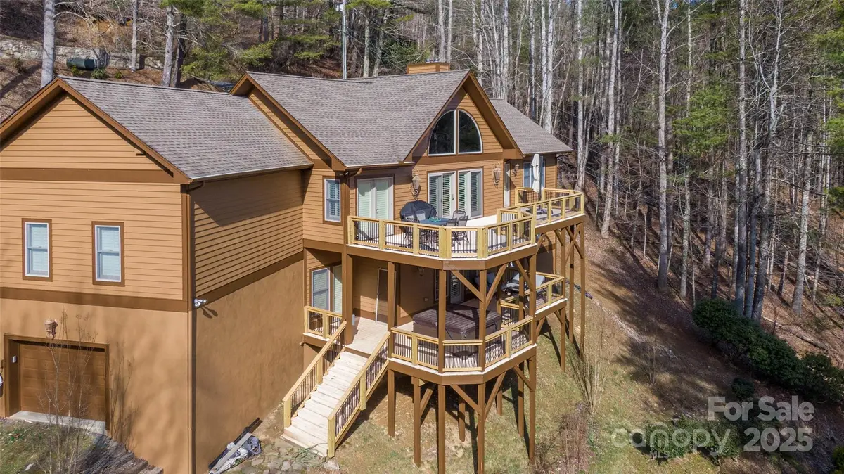 446 Windridge Drive, Sugar Grove, NC 28679 - Image #1