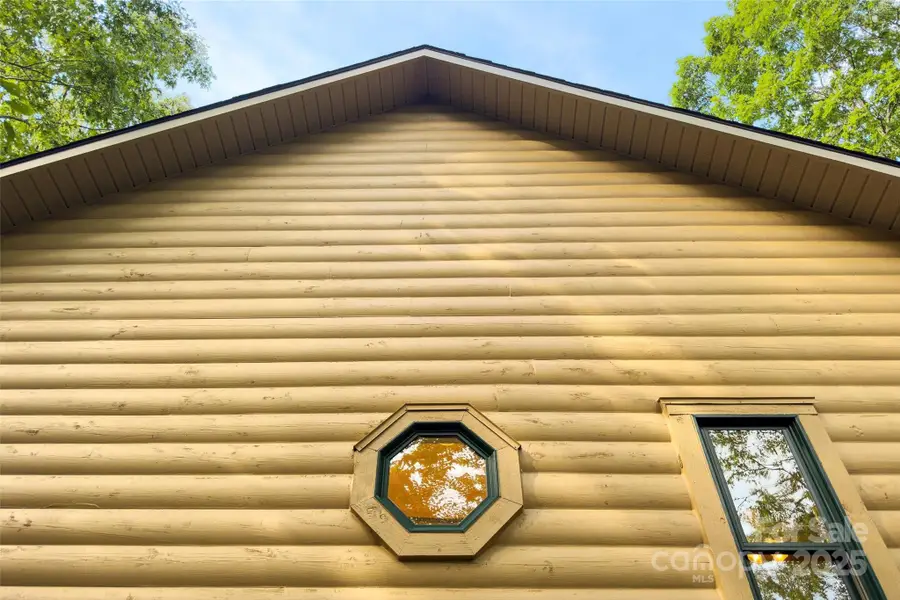 240 Ravenswood Drive, Marion, NC 28752 - Image #3