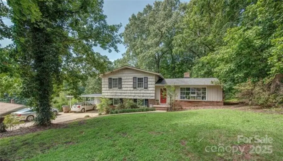 912 Parkwood Road, Shelby, NC 28152 - Image #2