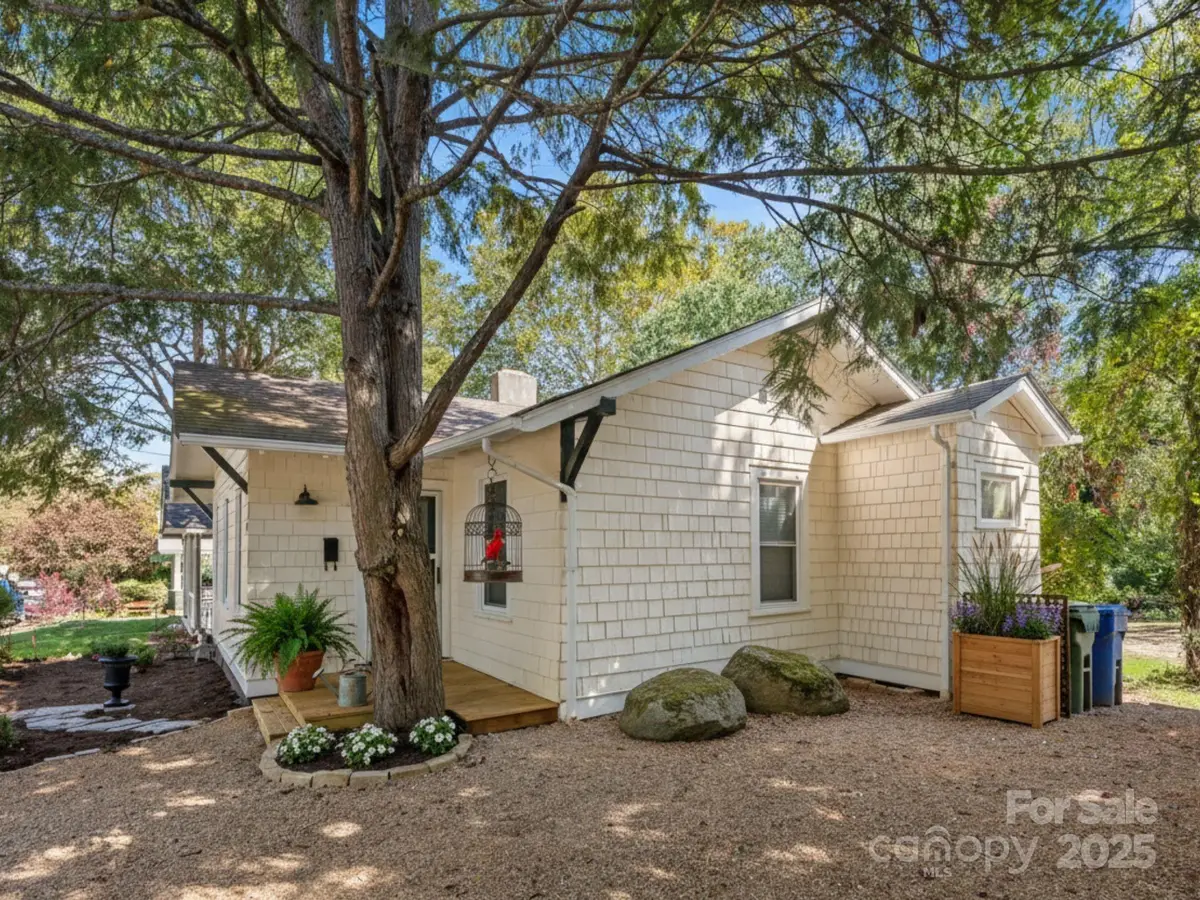 10 Madison Avenue, Asheville, NC 28801 - Image #1