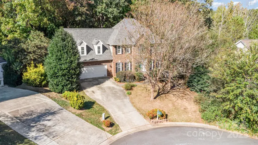 2507 Bathgate Lane, Matthews, NC 28105 - Image #2