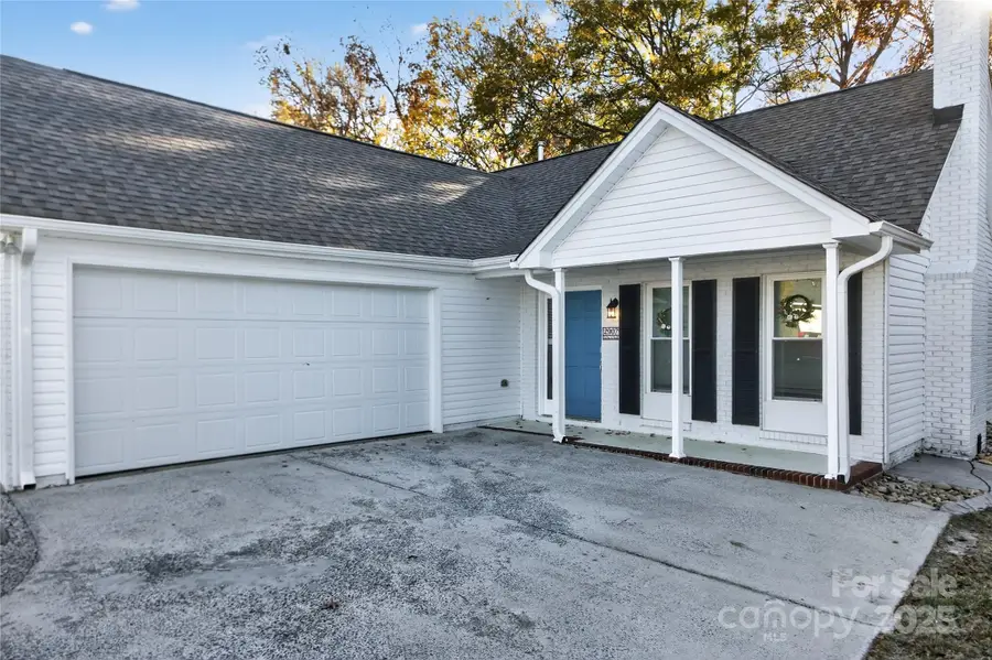 2907 Ashecroft Drive, Indian Trail, NC 28079 - Image #2