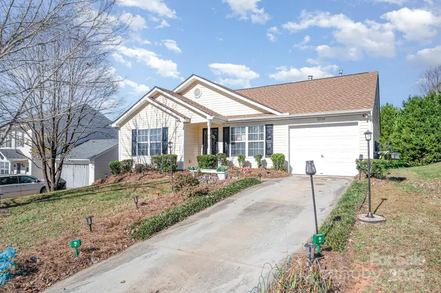 11131 Palestrina Road, Charlotte, NC 28215 - Image #2