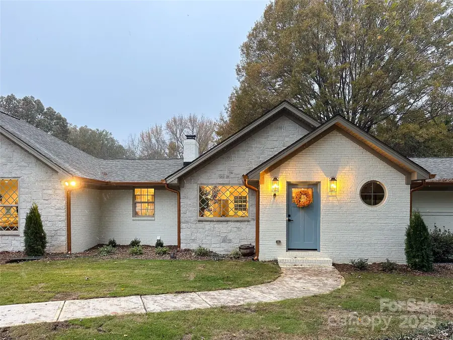 3427 Zelda Lane, Matthews, NC 28105 - Image #2