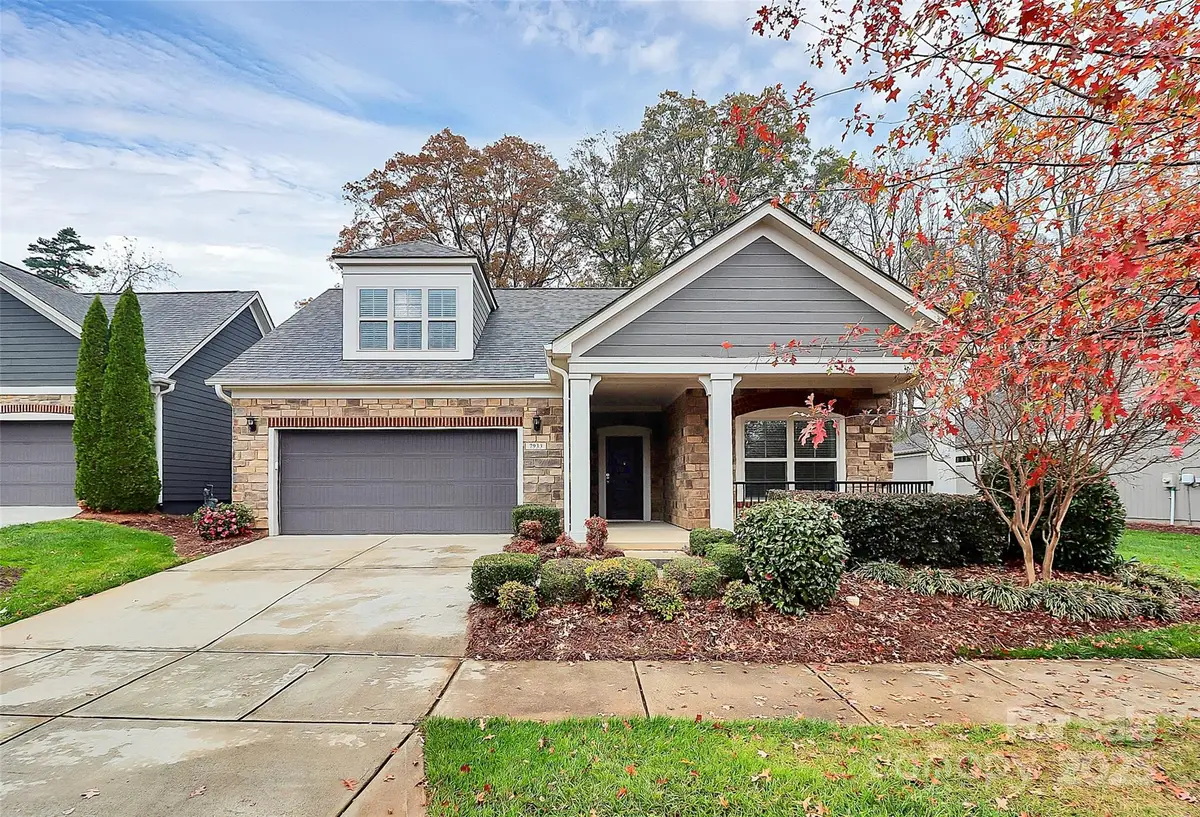 7933 Parknoll Drive, Huntersville, NC 28078 - Image #1