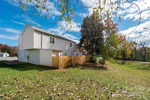 1908 Harvest Lane, Charlotte, NC 28277