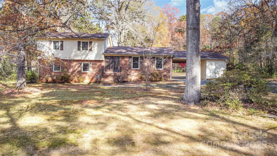 8541 Anette Avenue, Mint Hill, NC 28227 - Image #2