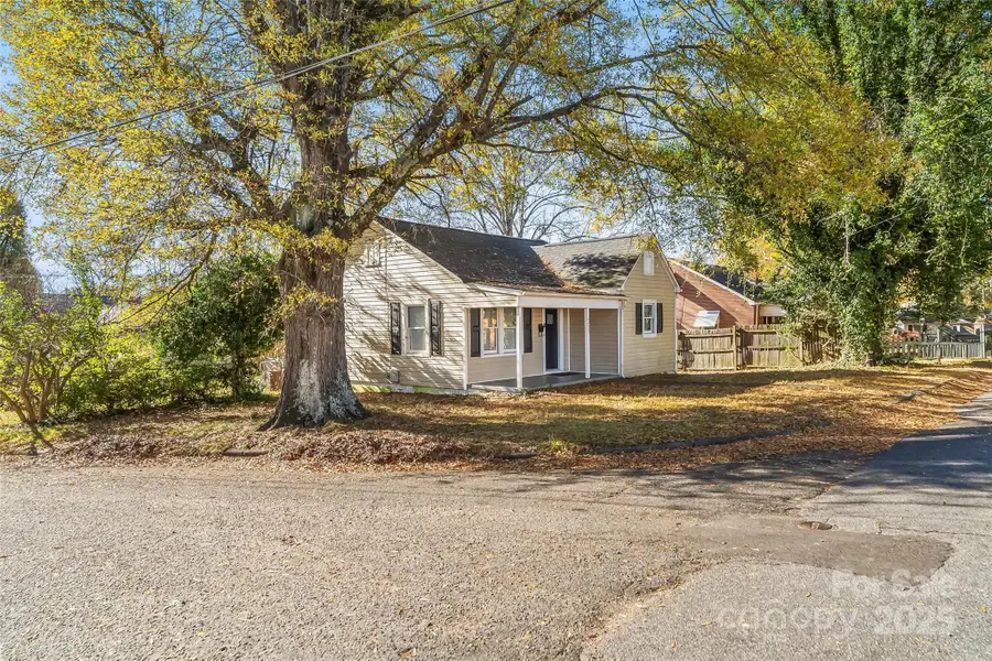 601 W 2nd Street, Cherryville, NC 28021 - Image #2